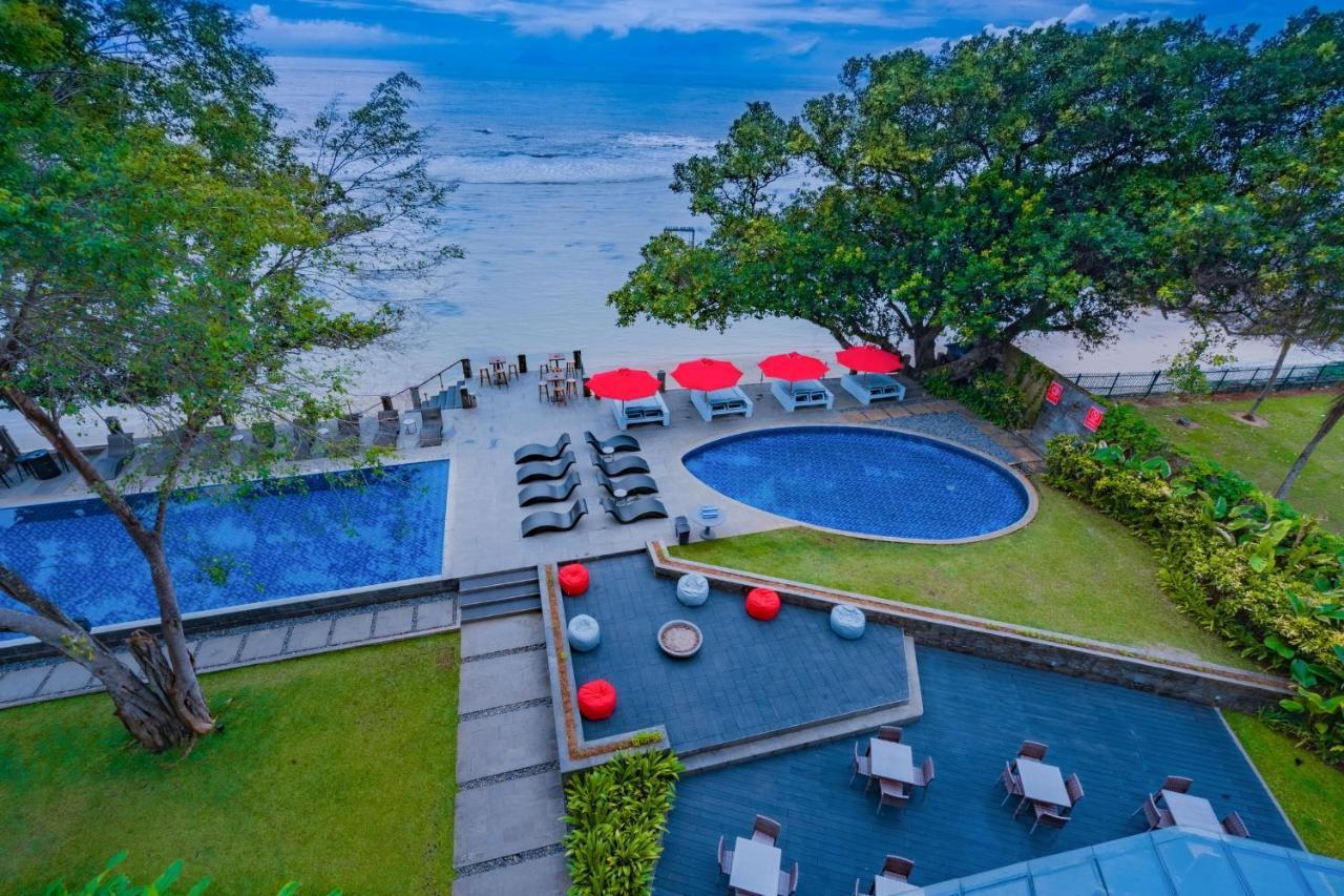 Aston Anyer Beach Hotel Eksteriør billede